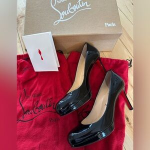 Christian Louboutin Simple Black Pump 85 Patent